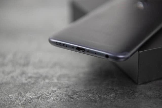 魅族终于爆发，真全面屏+光学防抖，从2098降至998太香了！