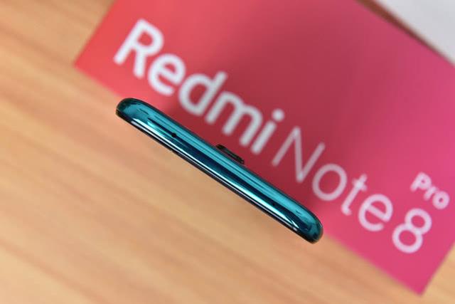 小米再放大招，6400万四摄+长续航+高颜值，真香千元机开始清仓！