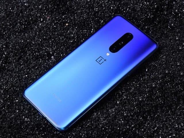 为给新机让路，一加旗舰低调降价，2K+90Hz如今还能战吗？