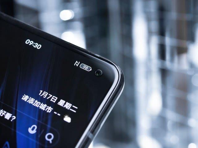 5G旗舰变相降价？55W闪充套装+耳机限时送，iQOO堪称完美大招！