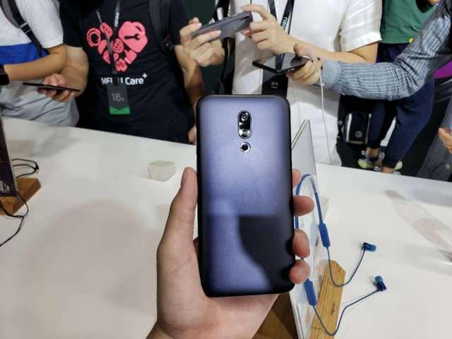 魅族良心之作，从2098降至978，屏幕指纹+金属机身适合小屏党！