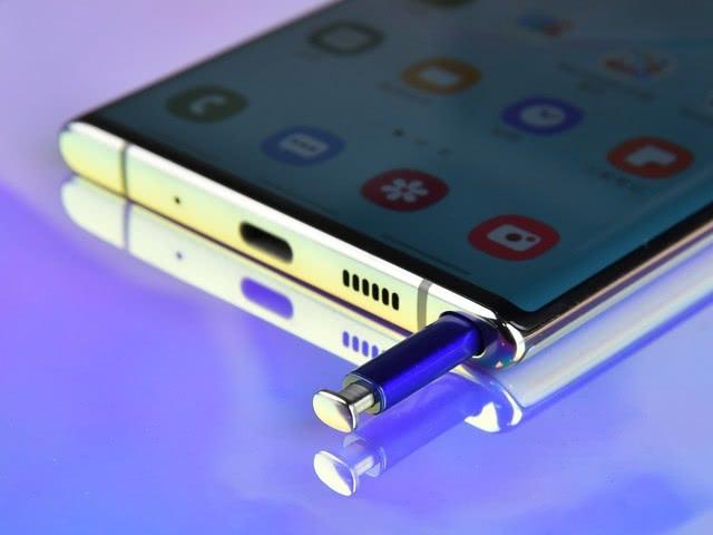 4G手机彻底落幕？三星Note10直降1200元，网友：性价比太低！