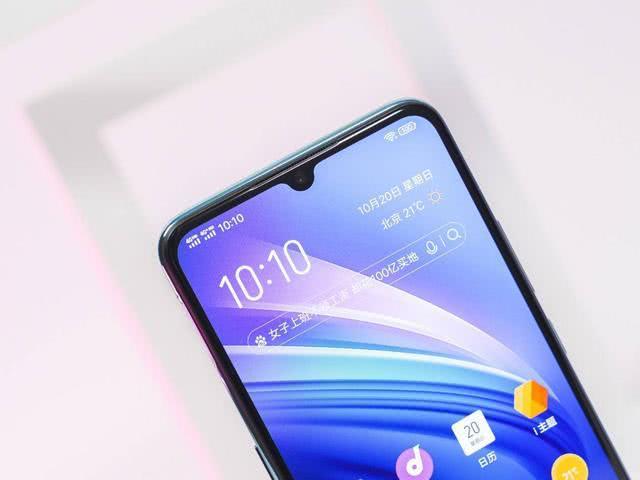 4G旗舰终于撑不住了？33W闪充+UFS3.0，855Plus正式清仓