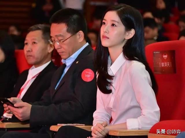 回顾“刘强东性侵门”事件，最终他无罪，但京东的腾讯控股跌超3%