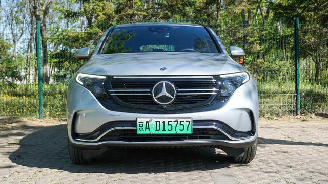 试完奔驰EQC/奥迪e-tron，特斯拉是个弟弟