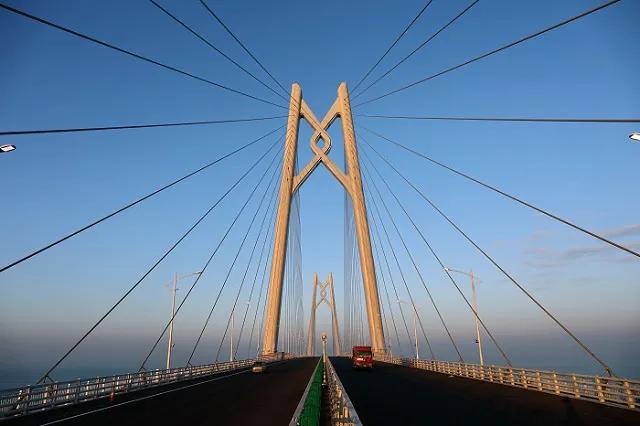 华润银行罗伶：构建银行金融科技系统，科技工作要一张蓝图绘到底