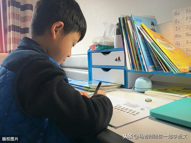 在线教育暴露出的问题：正是线下教育深层问题积久成弊的翻版