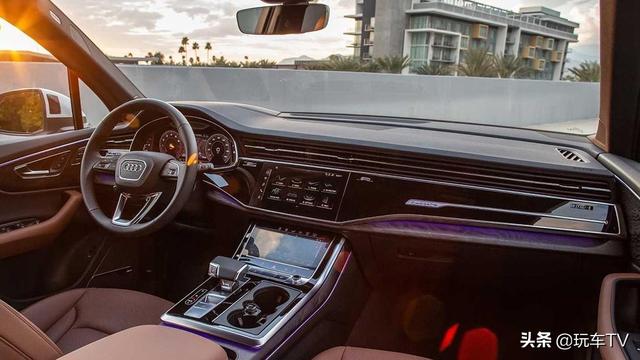 本田1.5L混动终于国产！特斯拉降至27万！这9款新车你不容错过