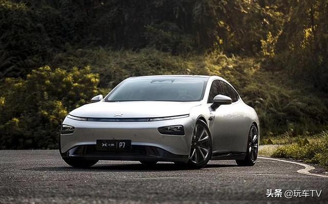 本田1.5L混动终于国产！特斯拉降至27万！这9款新车你不容错过