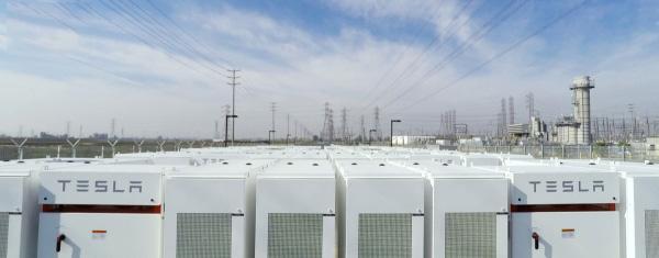 特斯拉“虚拟电厂”要进入英国，李嘉诚将直面马斯克的“疯狂”