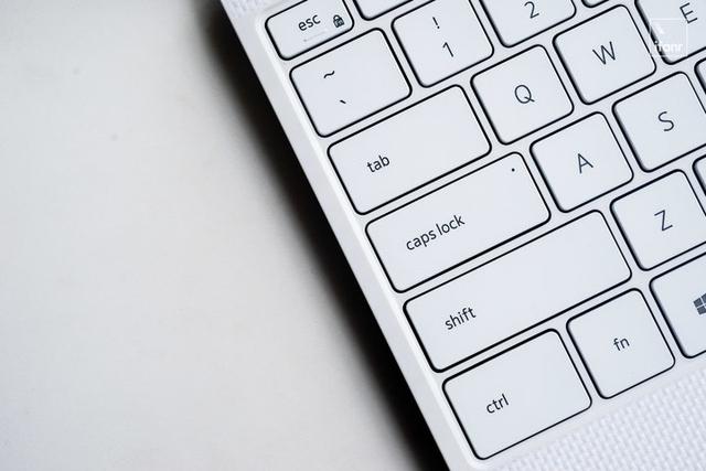 戴尔 XPS 13-9300 评测：在平板与笔记本之间的电脑