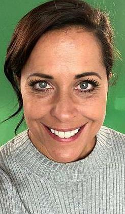 700万年薪不要，亚马逊副总裁抗议辞退举报人，说公司是“鸡粪”