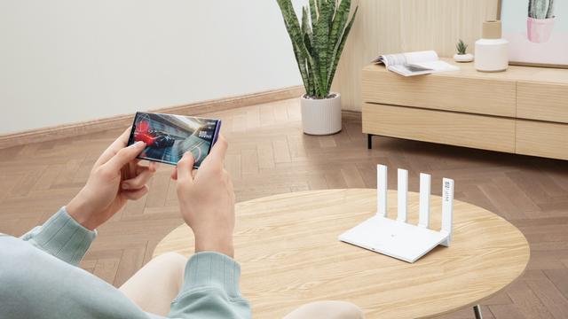 家里无线网升级华为Wi-Fi 6+，峡谷天神下凡一锤四，队友直喊666