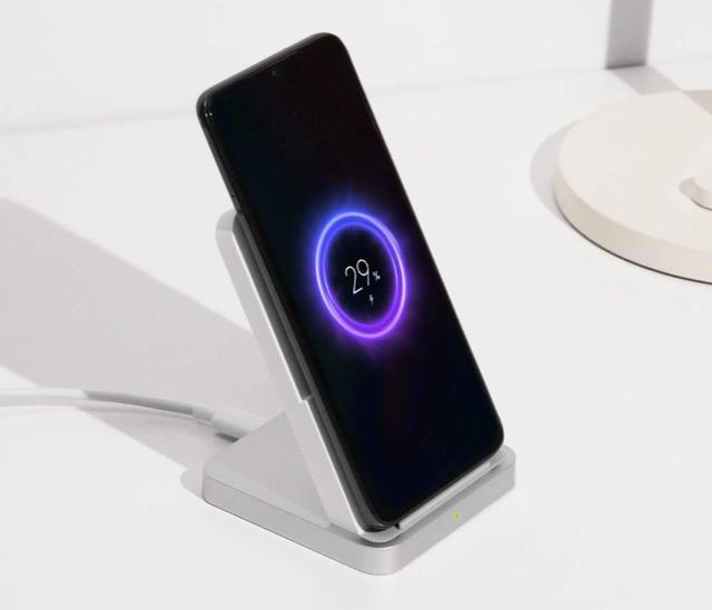 安卓机最大短板暴露，小米三星都没办法！