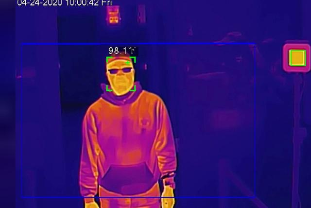 特斯拉再涉致命事故，亚马逊向中国公司订购热成像仪……