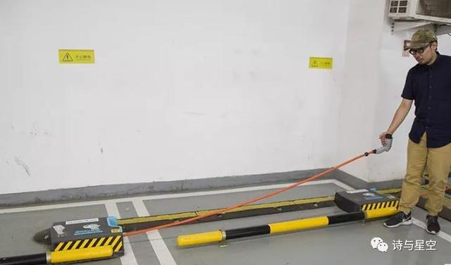 全国狂建22万个充电桩，堪比两桶油的加油枪