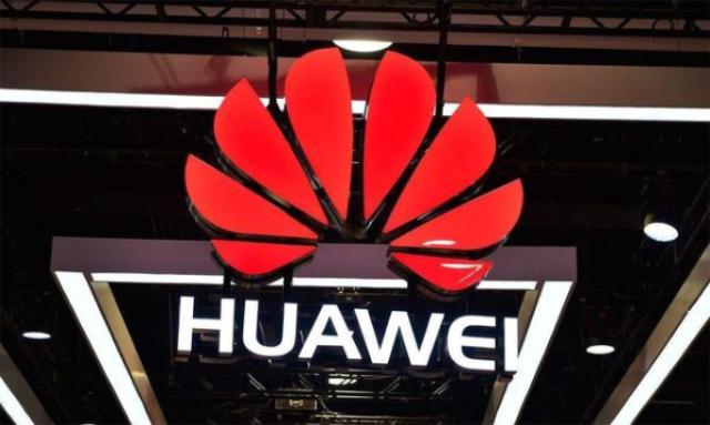 华为高瞻远瞩，芯片库存够用两年，三大巨头“雪中送炭”