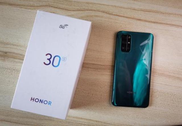 华为也扛不住了，8+256从2699跌到2119，睁大眼先别“捡漏”