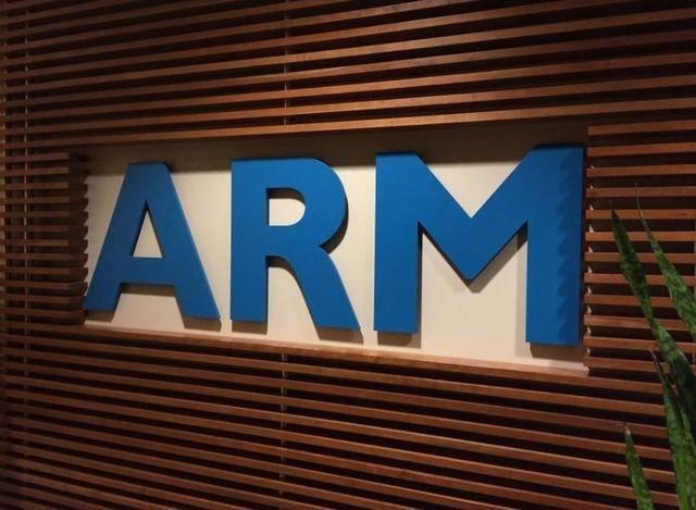 华为将迎来最艰难时期，ARM已切断所有华为供应，中国区CEO被免职