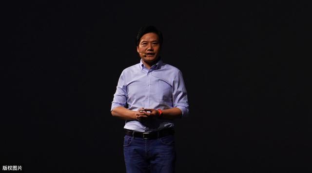 小米电视，被荣耀智慧屏撕开了一道口子