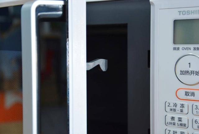 吃出“恋爱般”的感觉，东芝智能微烤一体机ER-T16CNW上手体验