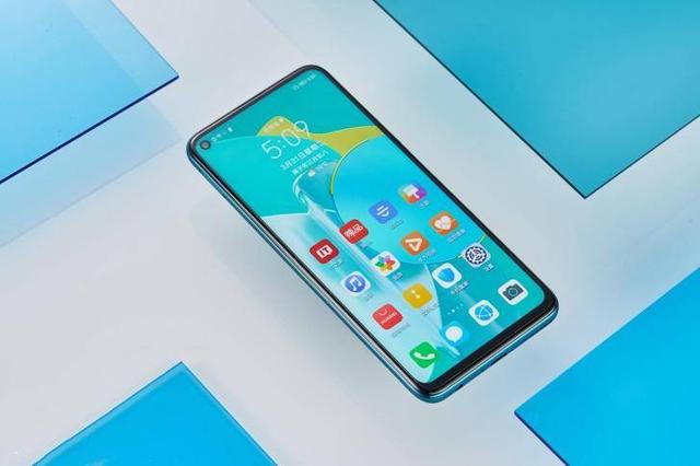 2000预算手机怎么选，96%以上的人都会选择这四款