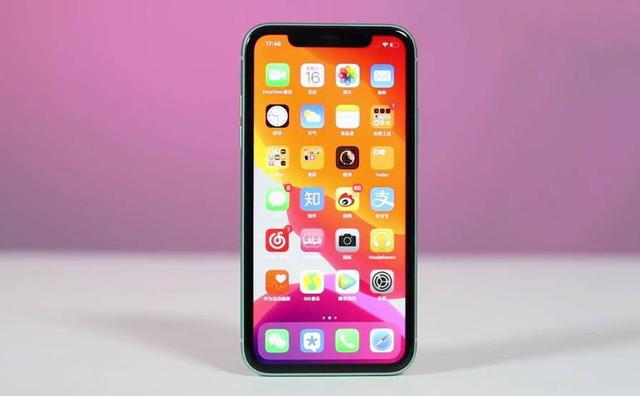 华为苹果齐发力，这三款机型的实用性足够使用四年时长