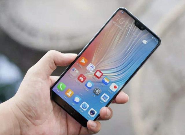 都曾被美国“制裁”，为啥中兴手机能进美国市场，而华为却不行？