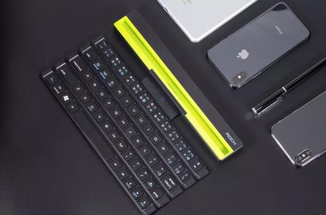 抢先罗技！1 秒收纳，同时连接 3 款设备，这样的键盘谁不想要？