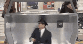 第一家倒闭的无人驾驶卡车公司：伪AI真人工，融资1.5亿