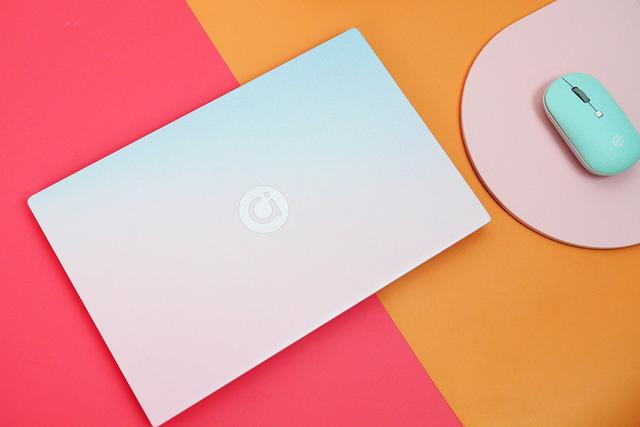 炫彩时尚高颜值轻薄本 adolbook13 2020评测