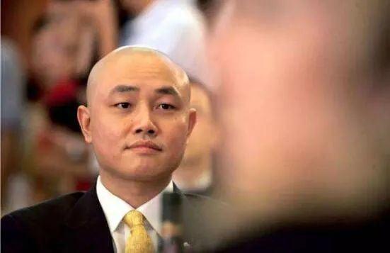 国美电器创始人出狱了，这个曾经的中国首富到底经历了啥？