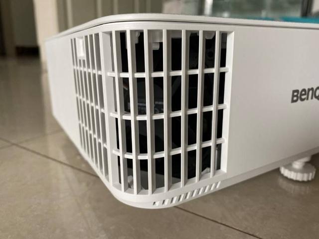 明基TH685 120Hz低延迟游戏投影机试用体验