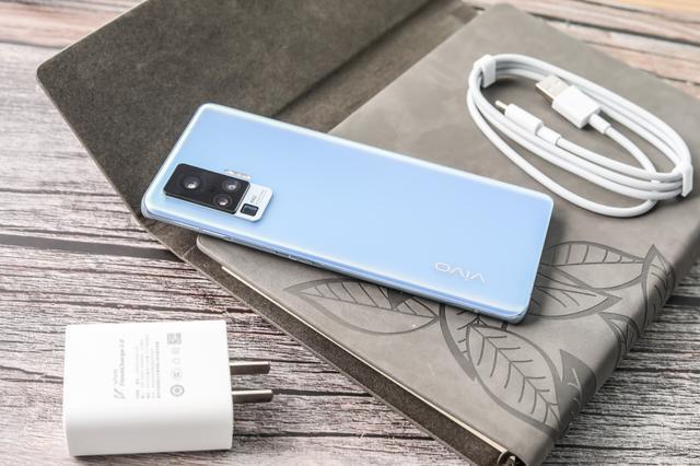 vivo X50 Pro有多受欢迎？用户、大V纷纷称赞，微云台防抖一流