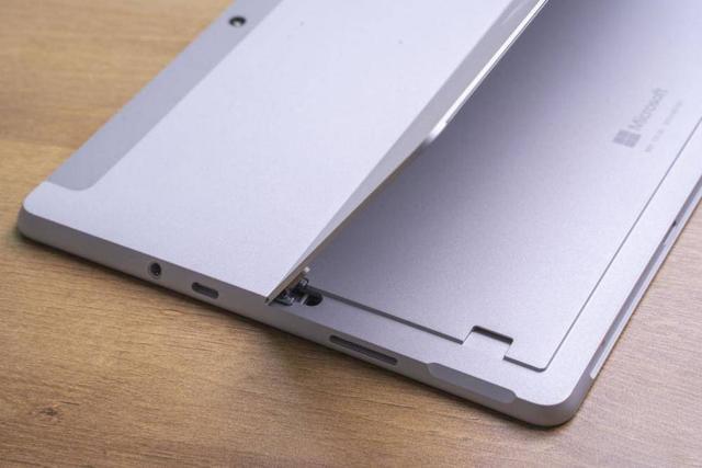 强调性能配置的今天，Surface Go 2创出一条属于自己的路