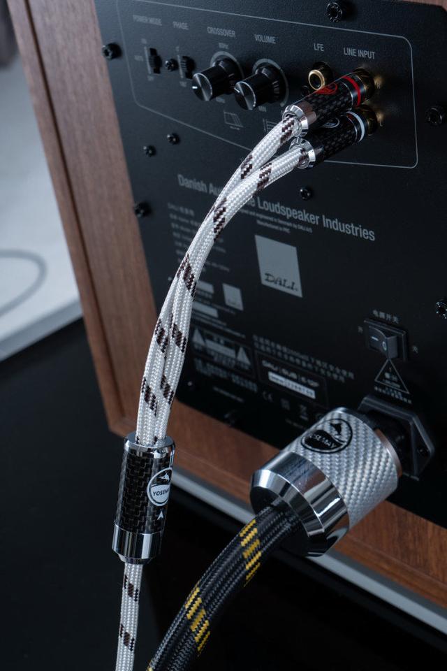 家庭影院功放连接低音炮，使用的同轴线有哪几种选择呢？金枪鱼发