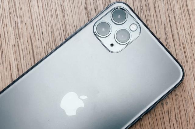 iOS系统“独步江湖”，若苹果手机降到三千价位，国产厂商没活路