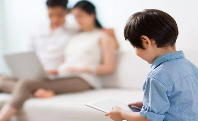 中国联通另类套餐，19元月租+3G流量+100分钟，网友：功能实用