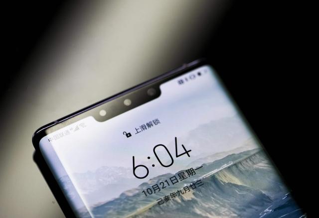 华为Mate40 Pro再次曝光,55倍变焦+双曲面超薄屏,台积电5nm打造