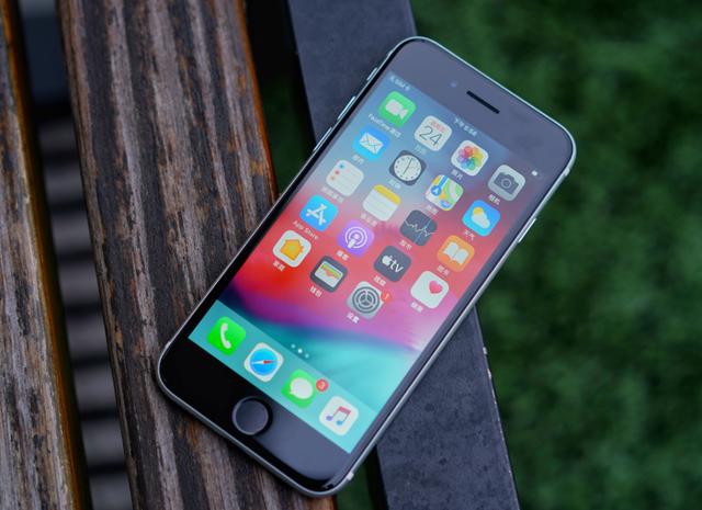 从3799跌至3399,最廉价iPhone诞生,128GB+iOS13