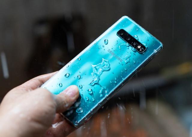 全球出货量第一名!华为超越三星,谁也没想到,一切来得如此之快