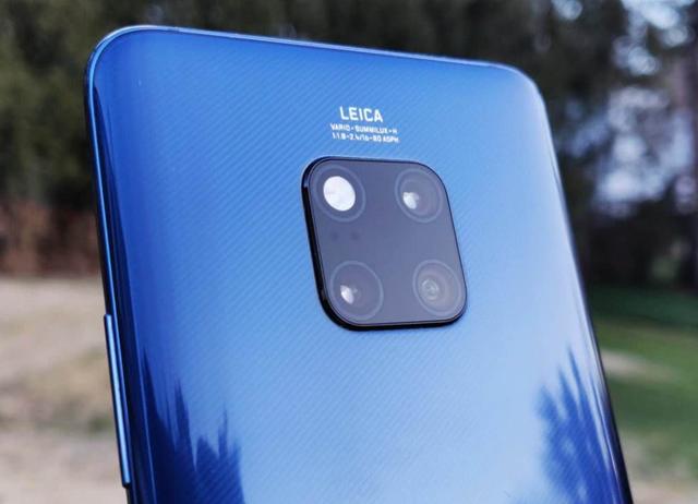 从6799跌至3999，从高端市场跌至中端市场，网友：终于等到了