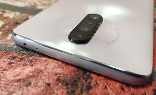 雷军爆发了，5G全网通+4500mAh仅1299，买到就是赚