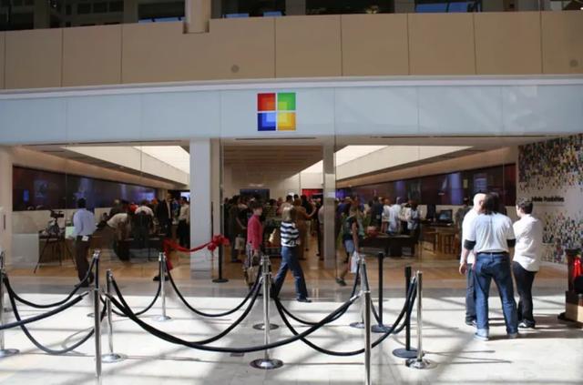 没有苹果的命，得了苹果的病！这不倒闭，谁倒闭？