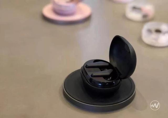 全民普及主动降噪，599 元的漫步者 TWS NB2 如何将差异化进行到底