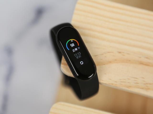 小米手环5 NFC版体验：百元级的绝佳产品