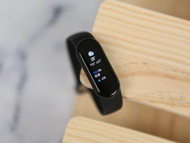 小米手环5 NFC版体验：百元级的绝佳产品