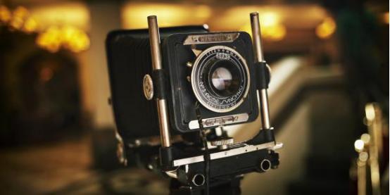 华为一直在使用的“徕卡认证”，那么徕卡是一家什么公司呢？