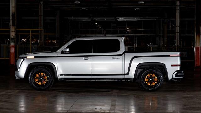 又一全新的新能源车势力:洛兹敦展示耐力电动皮卡车