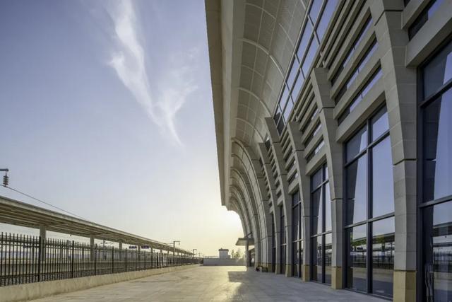 鲁南高铁日照至曲阜段，7大站房最新实景美图来了